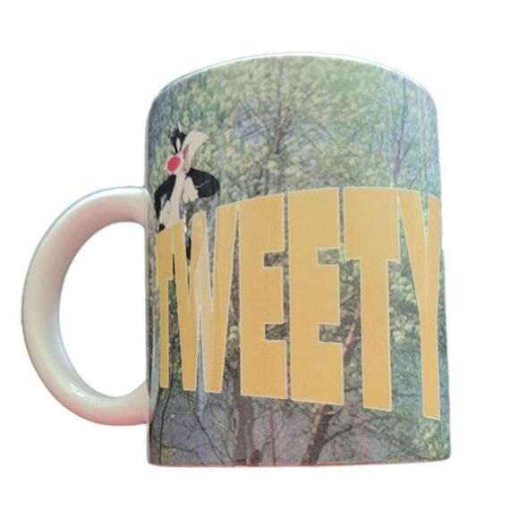 Vintage Tweety Bird & Sylvester Cat Looney Tunes Warner Bros. 1996 Coffee Cup - Picture 3 of 5